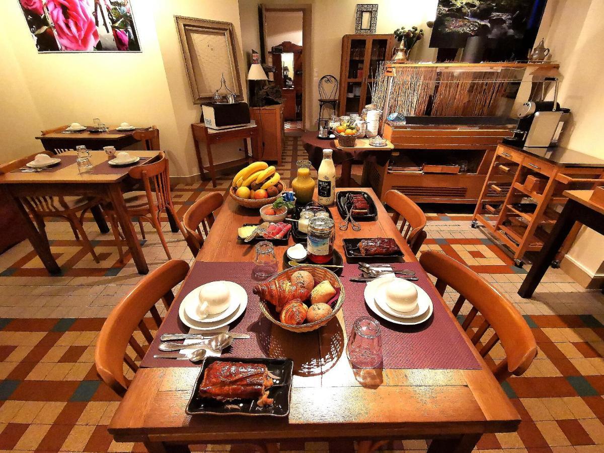 Logis Hotel Restaurant La Barguillere Saint-Pierre-de-Riviere Екстер'єр фото